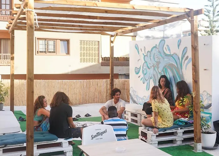 Single Fin Surf Hostal *