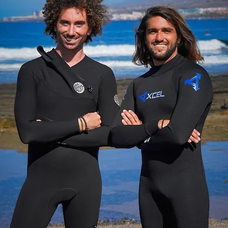 Single Fin Surf Albergue *